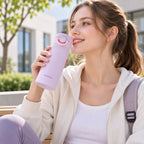 Macaron Isolierflasche in Lila in der Anwendung