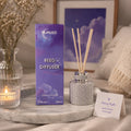 Starry-Night-Diamant-Raumduft-Diffuser in Silber, 50 ml, mit Duftstäbchen in einer Wohnszene