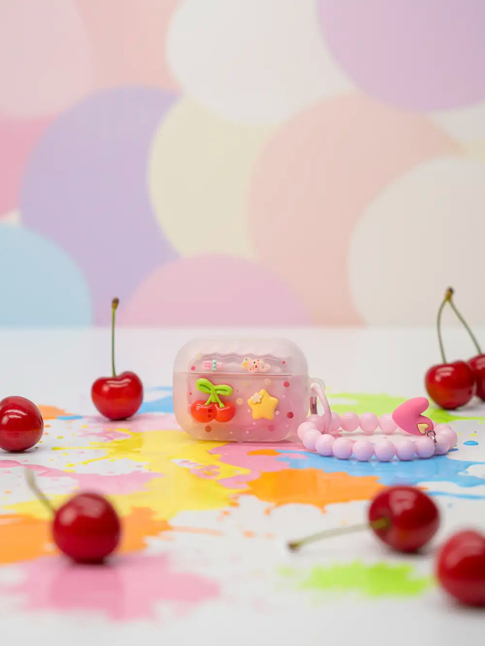 TPU Schutzhülle mit Kirsch-Design und Perlenarmband für AirPods Pro 2 (Rosa)
