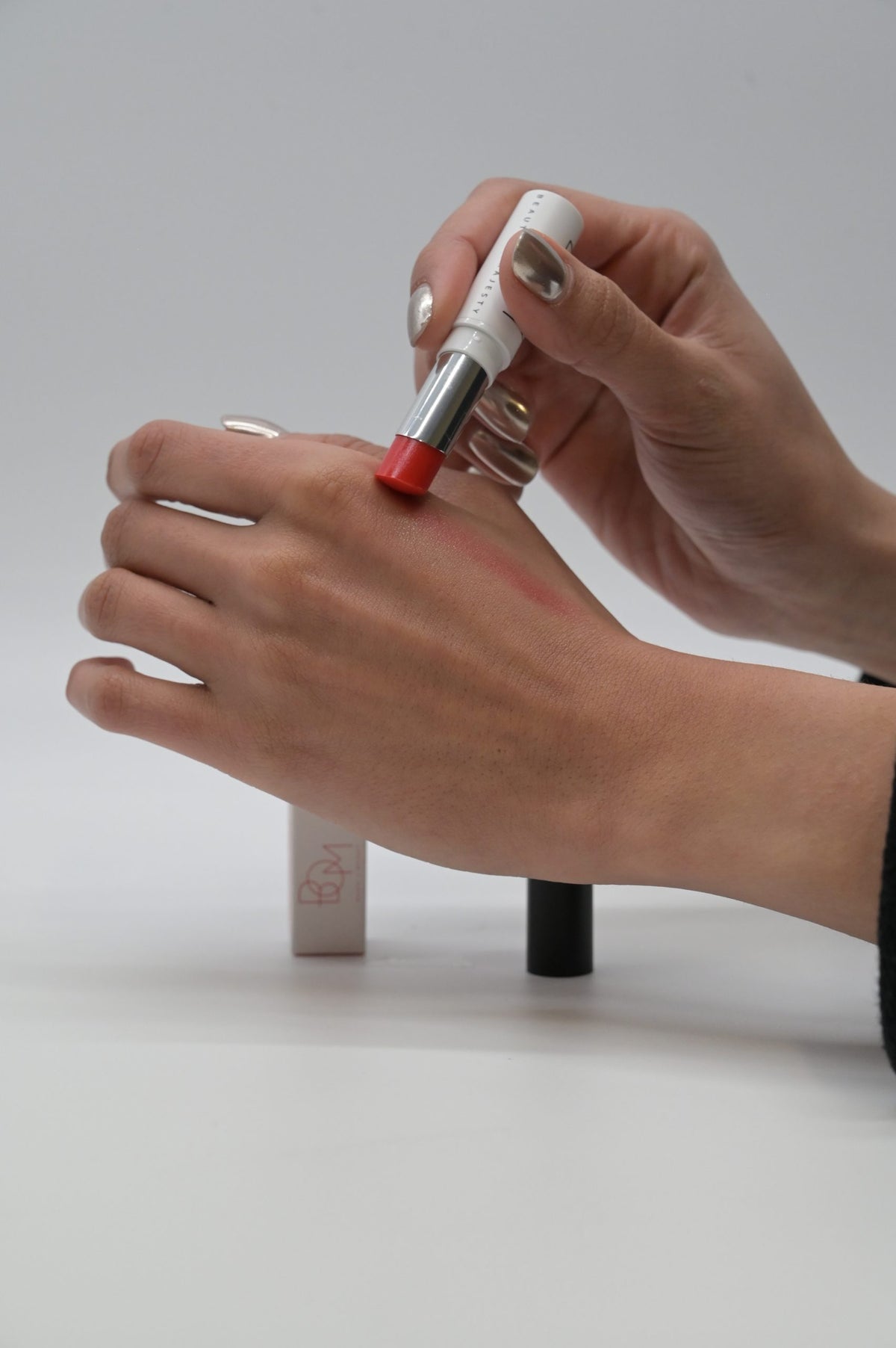 Dewy Lip Balm #02 (pure red), B.O.M