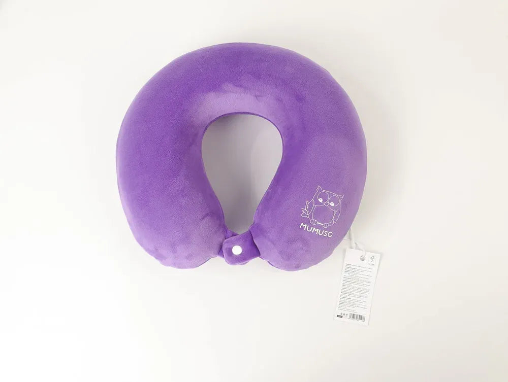 Lila Memory Foam Nackenkissen Vorderansicht