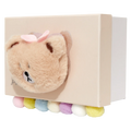 Geschenkbox aus Karton mit Bär-Design und Pompoms (Beige/Mehrfarbig)